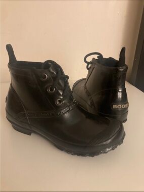 Bogs Black Lace-Up Waterproof Ankle Boots women 37 Europe